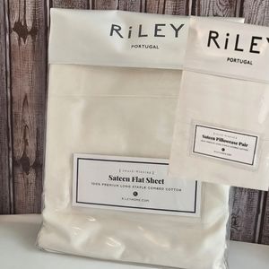 Riley Home Solid Cotton Sateen King Flat Sheet & King Pillowcases